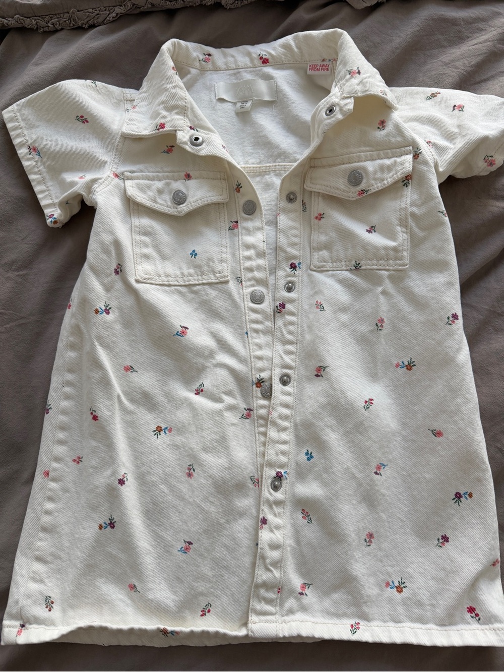 Zara Cream Button-Front Kids Dress with Tiny Floral Print
